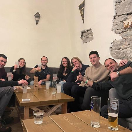 The Monks Bunk Hostel & Bar 탈린 외부 사진