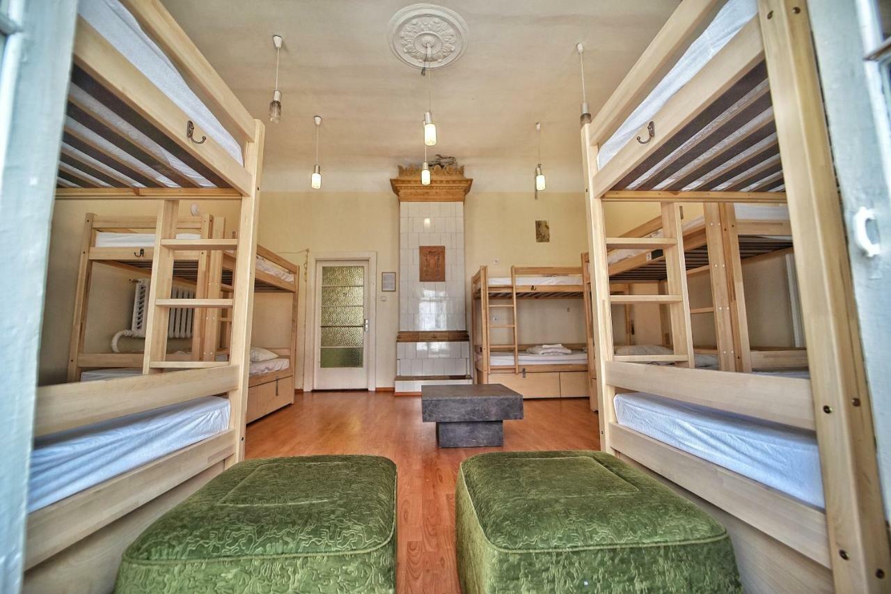 The Monks Bunk Hostel & Bar 탈린 외부 사진