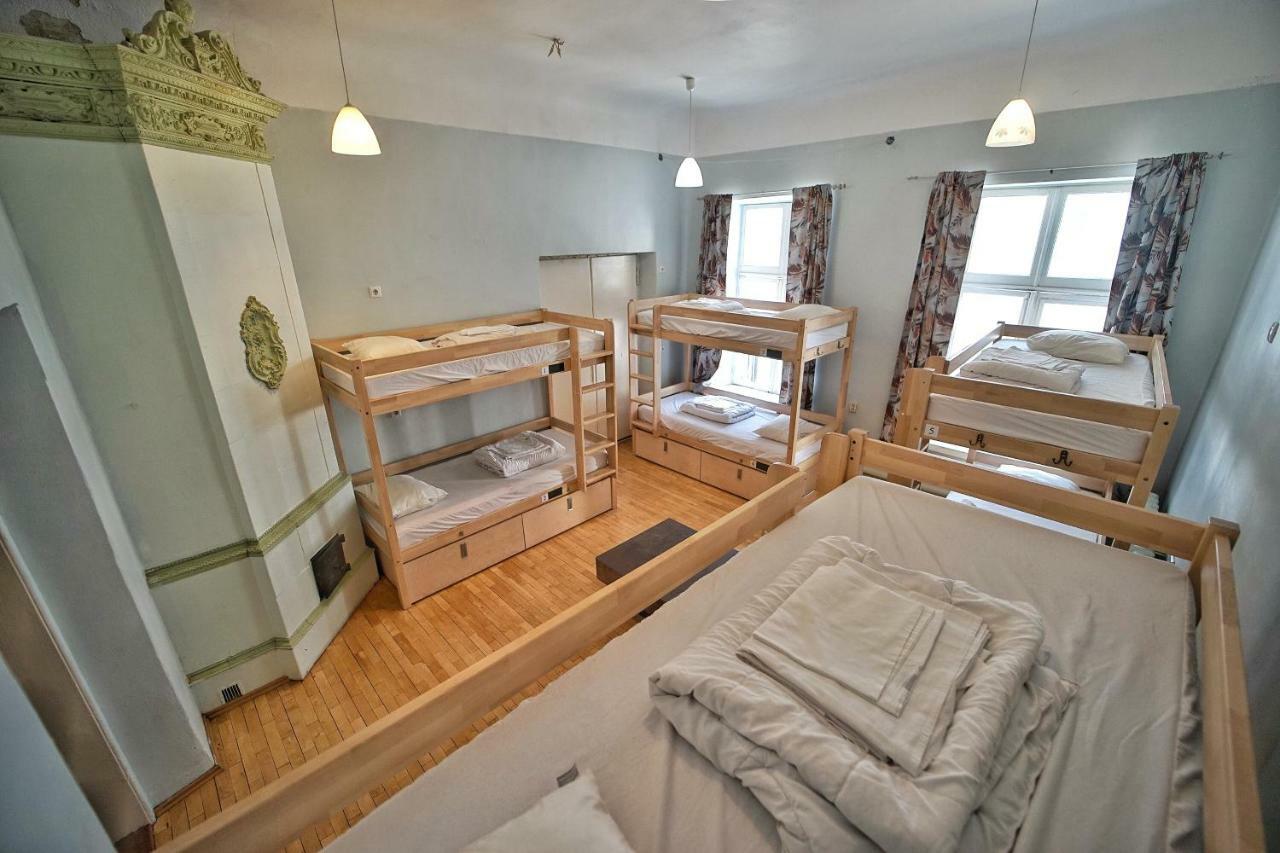 The Monks Bunk Hostel & Bar 탈린 외부 사진