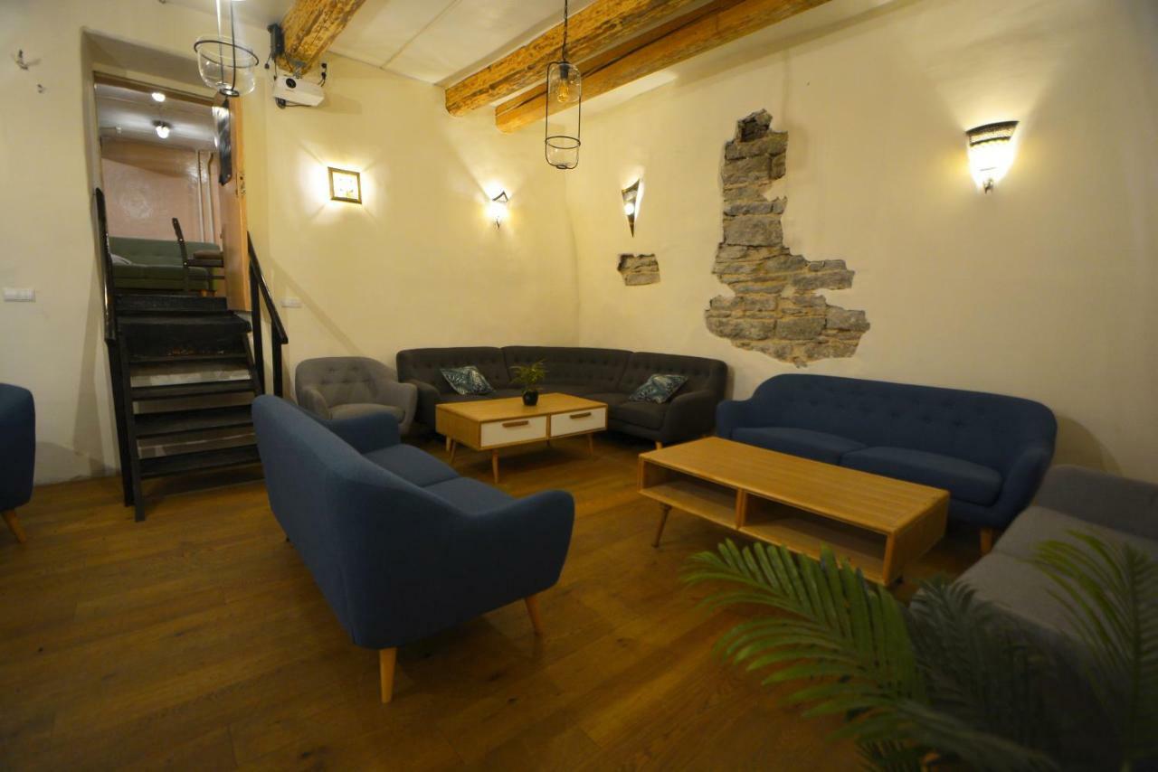 The Monks Bunk Hostel & Bar 탈린 외부 사진